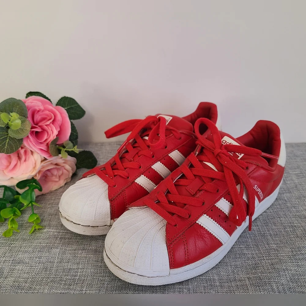 Adidas SUPERSTAR Red & White 3 Stripe Men Sz 6, Wom Sz 7 Low Top Cap Toe #BB2240